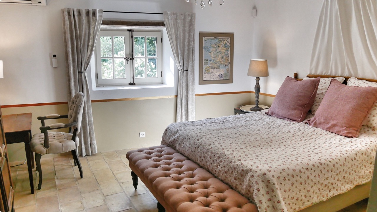 Photo of Bedroom in Menerbes