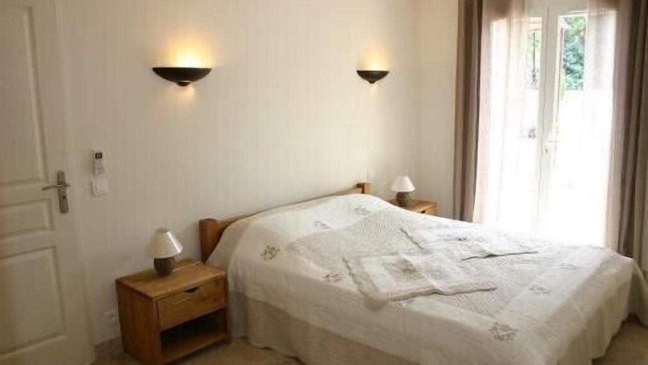 Photo of Bedroom in St.-Remy-de-Provence
