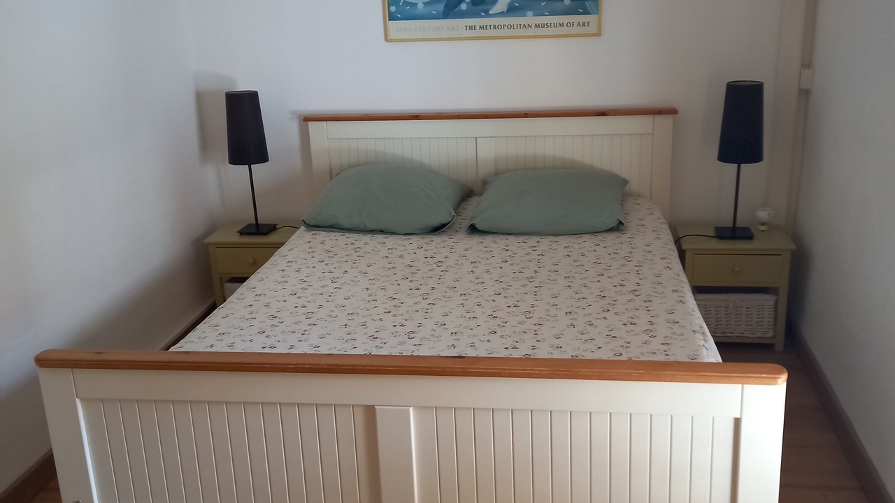 Photo of Bedroom in Puyloubier