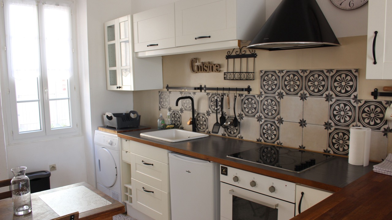 Photo of Kitchen in Puyloubier