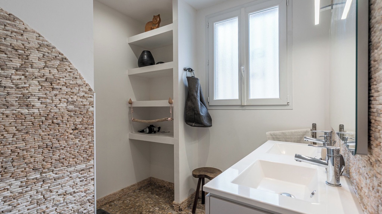 Photo of Bathroom in Banyuls-sur-Mer