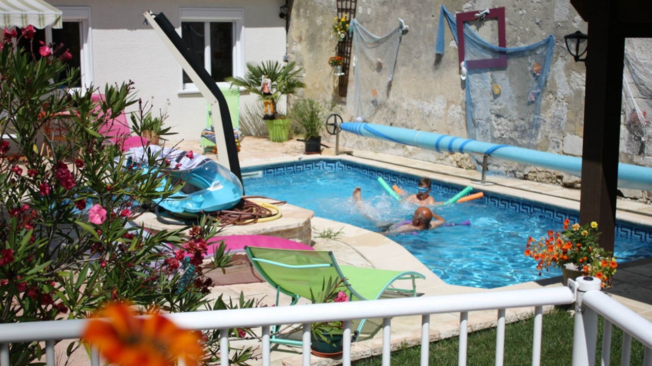 Photo of Others in Saintes