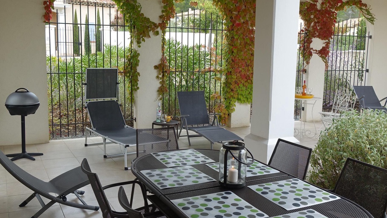 Photo of Outdoor in Pont Royal