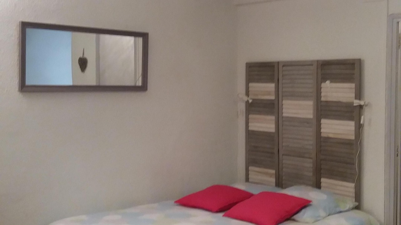 Photo of Bedroom in Aix-en-Provence Historic Centre