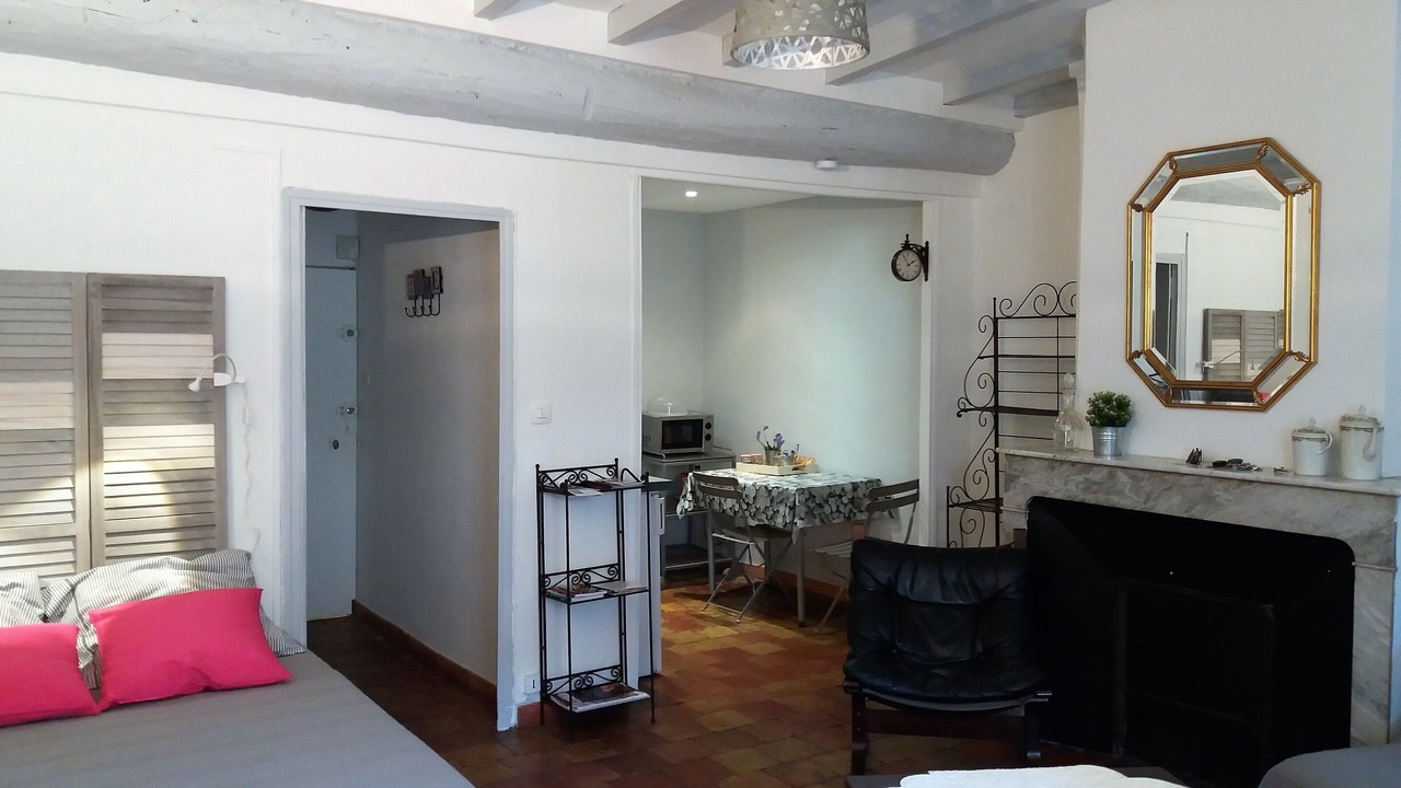 Photo of Bedroom in Aix-en-Provence Historic Centre