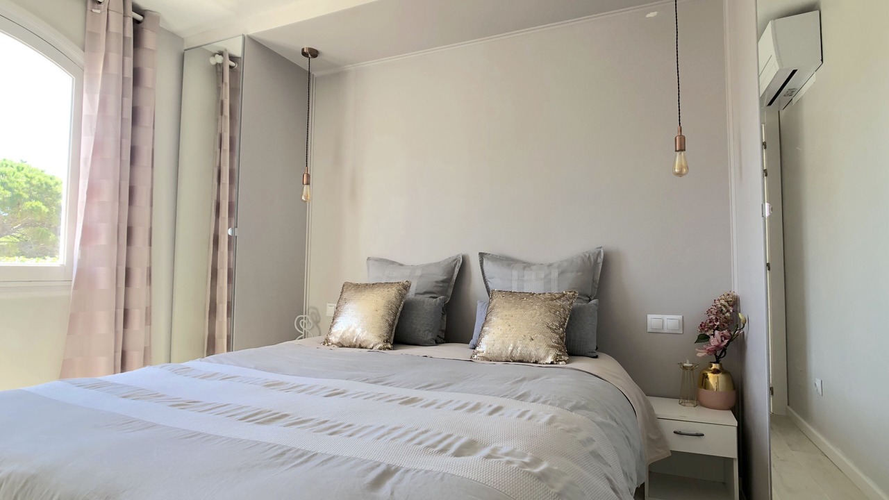 Photo of Bedroom in Cala en Blanes