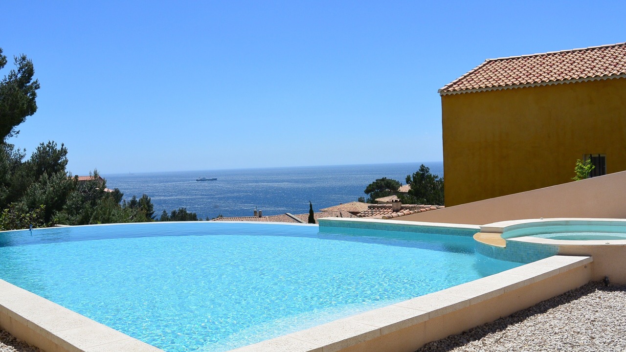 Photo of Outdoor in Ensues-la-Redonne