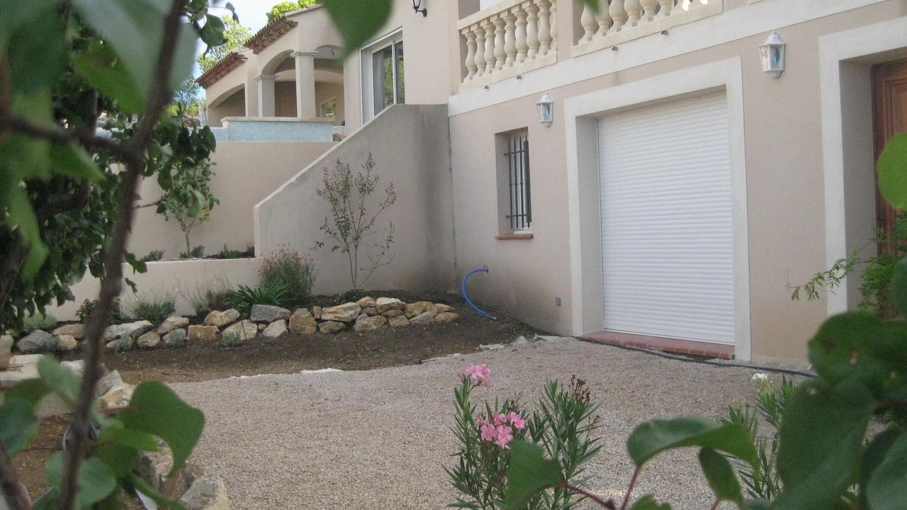 Photo of Outdoor in Ensues-la-Redonne