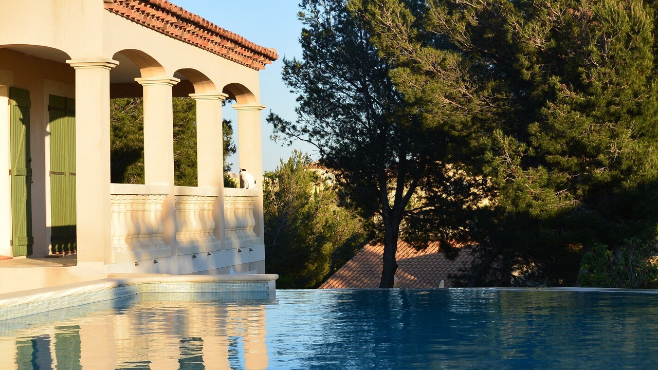 Photo of Outdoor in Ensues-la-Redonne