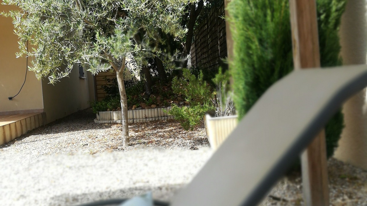 Photo of Patio Balcony in Chateauneuf-de-Gadagne