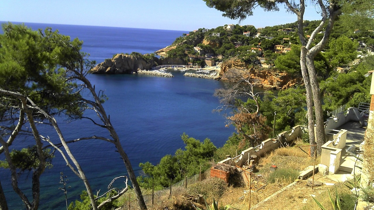 Photo of Others in Ensues-la-Redonne
