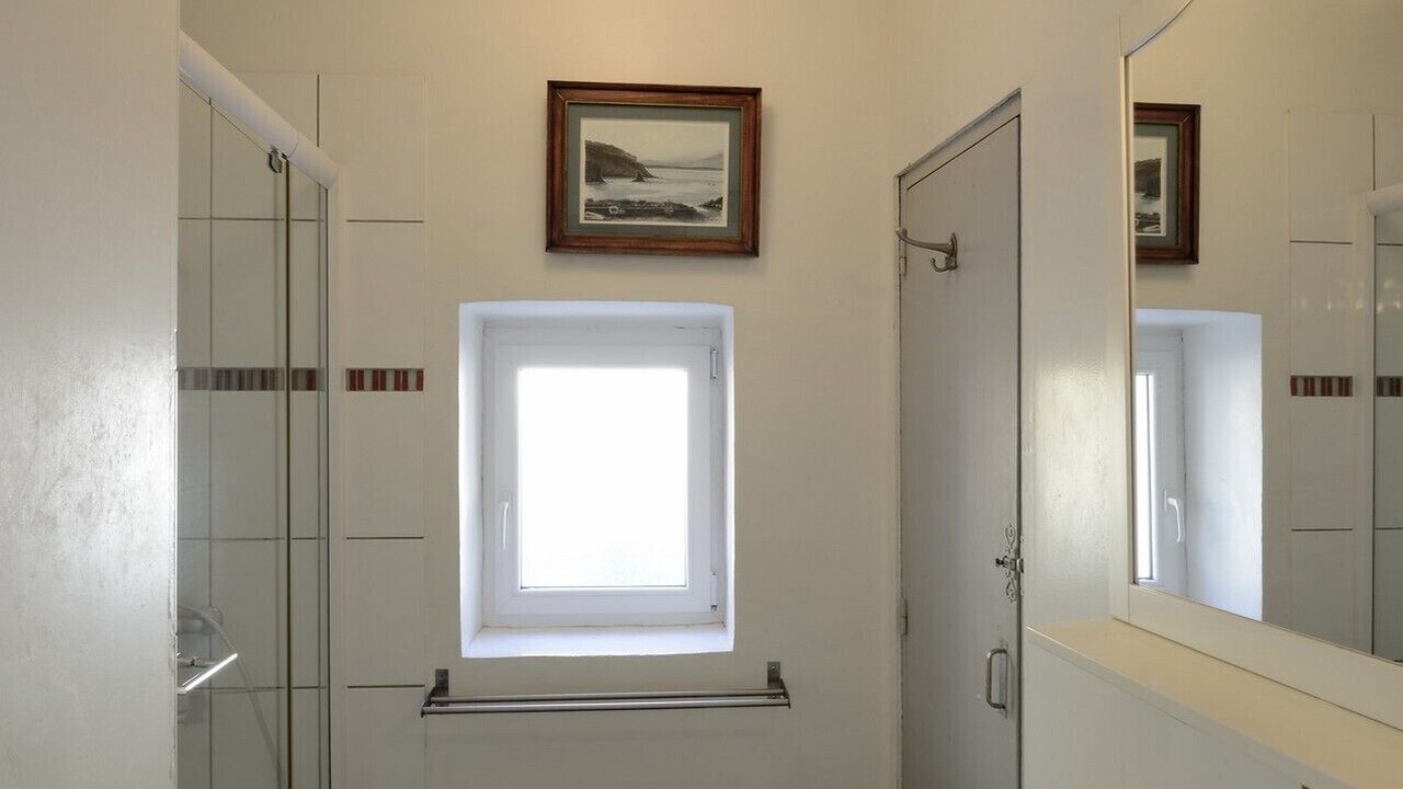 Photo of Bathroom in Ensues-la-Redonne