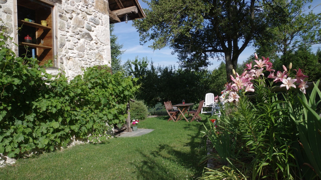 Photo of Outdoor in Moye