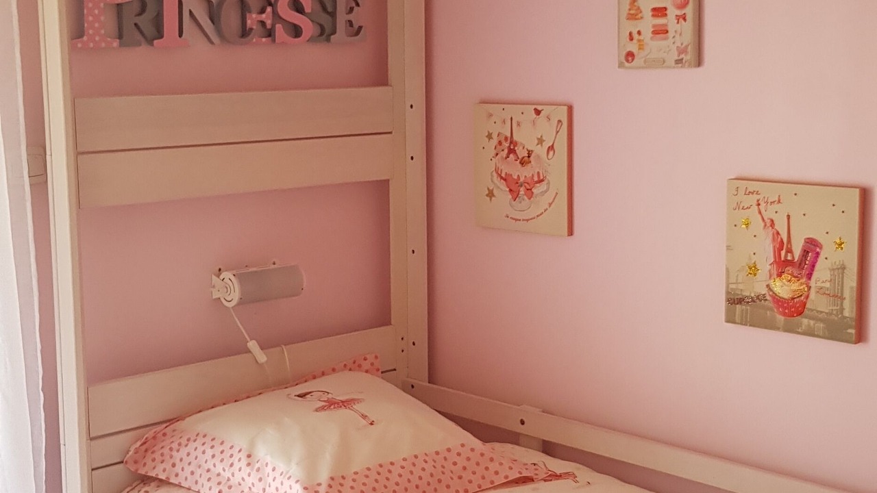 Photo of Bedroom in Saint-Cyr-sur-Mer