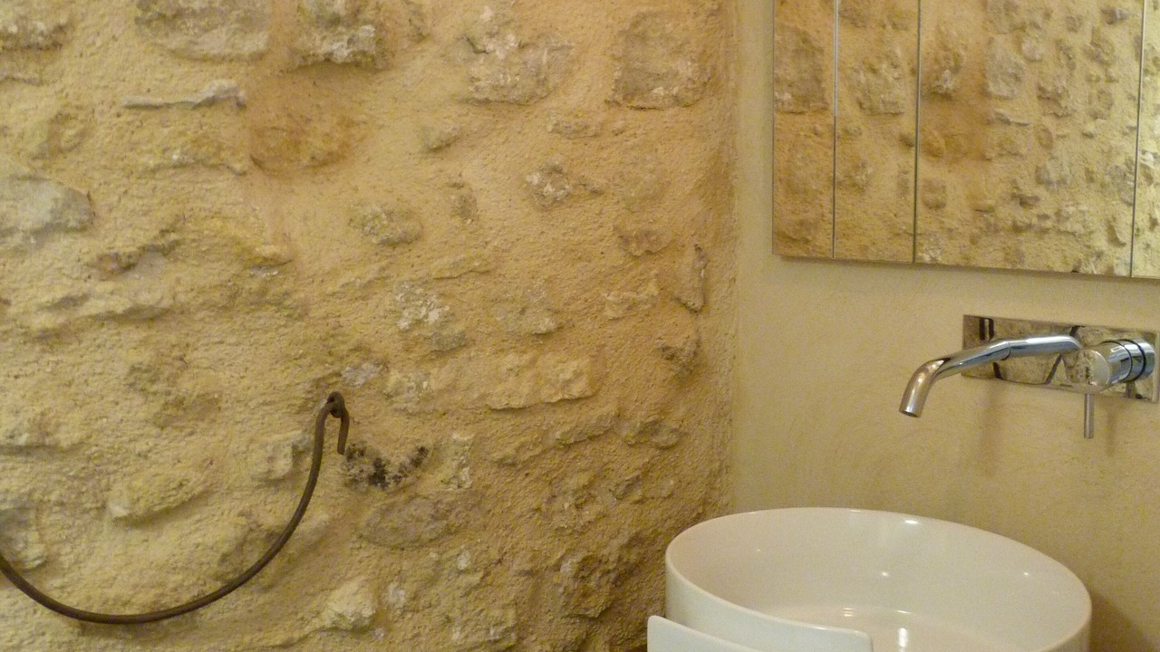 Photo of Bathroom in L'Isle-sur-la-Sorgue