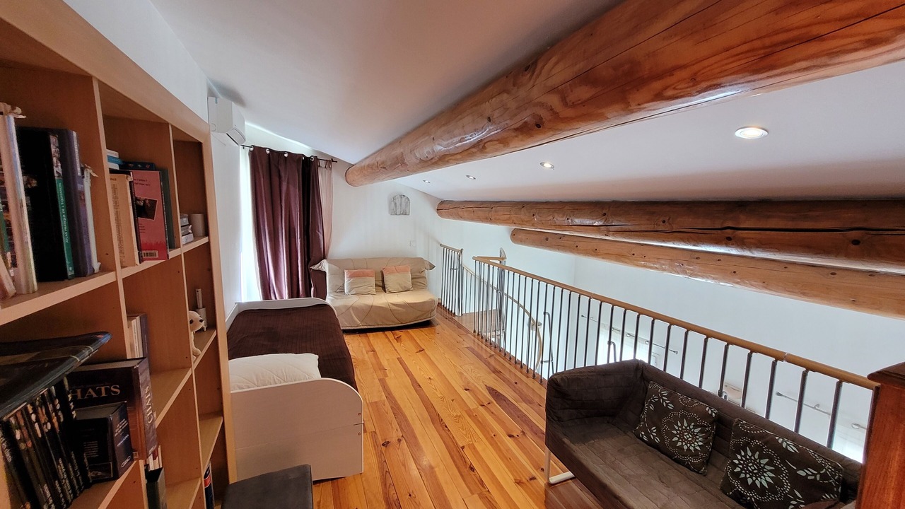 Photo of Livingroom in Saint-Chamas