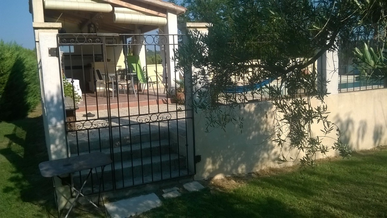 Photo of Patio Balcony in Saint-Chamas