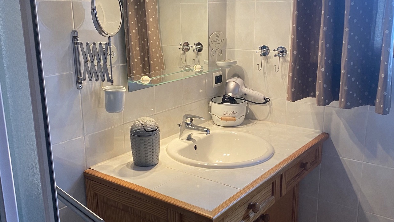 Photo of Bathroom in Cohennoz