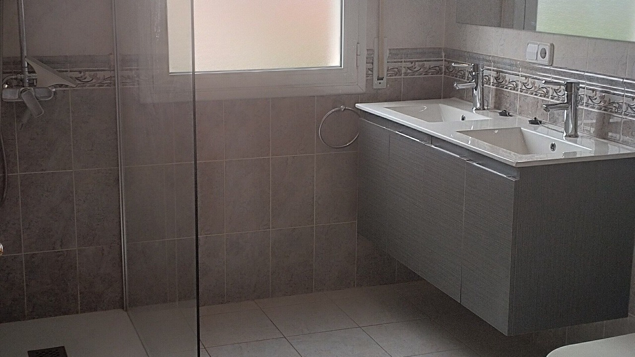 Photo of Bathroom in Miami Platja