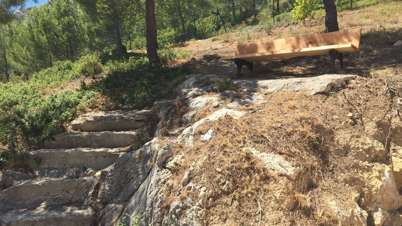 Photo of Outdoor in Niolon