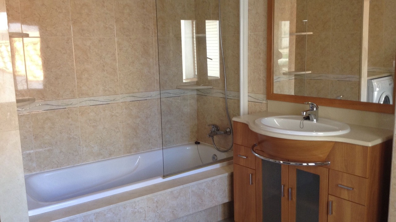 Photo of Bathroom in Raxo