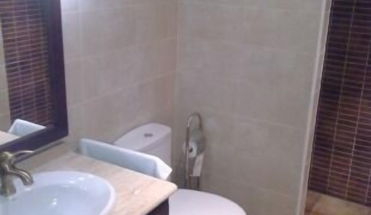 Photo of Bathroom in Villar de Domingo Garcia
