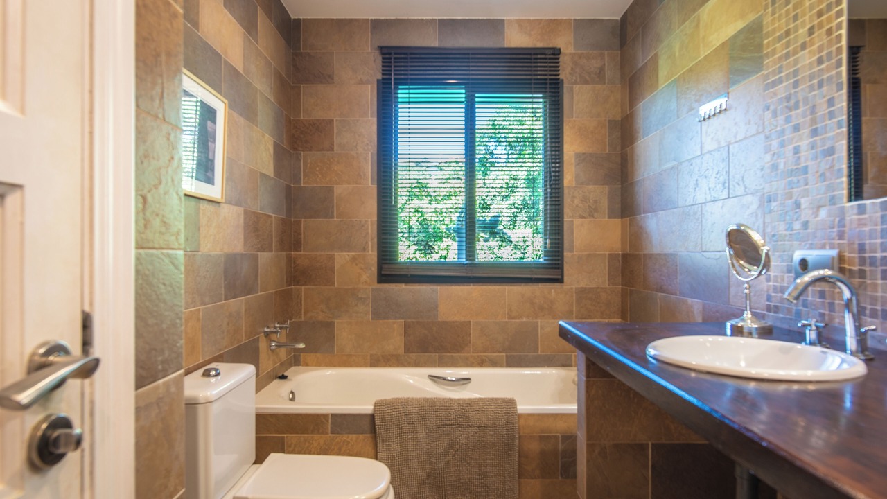 Photo of Bathroom in New Golden Mile