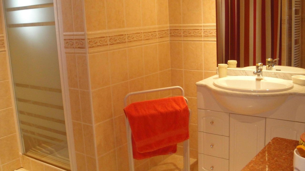 Photo of Bathroom in Saint-Nazaire