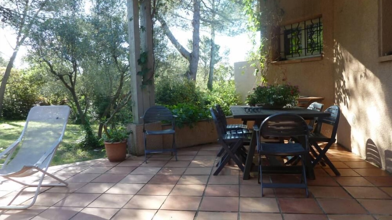 Photo of Patio Balcony in Quartier des Espesses