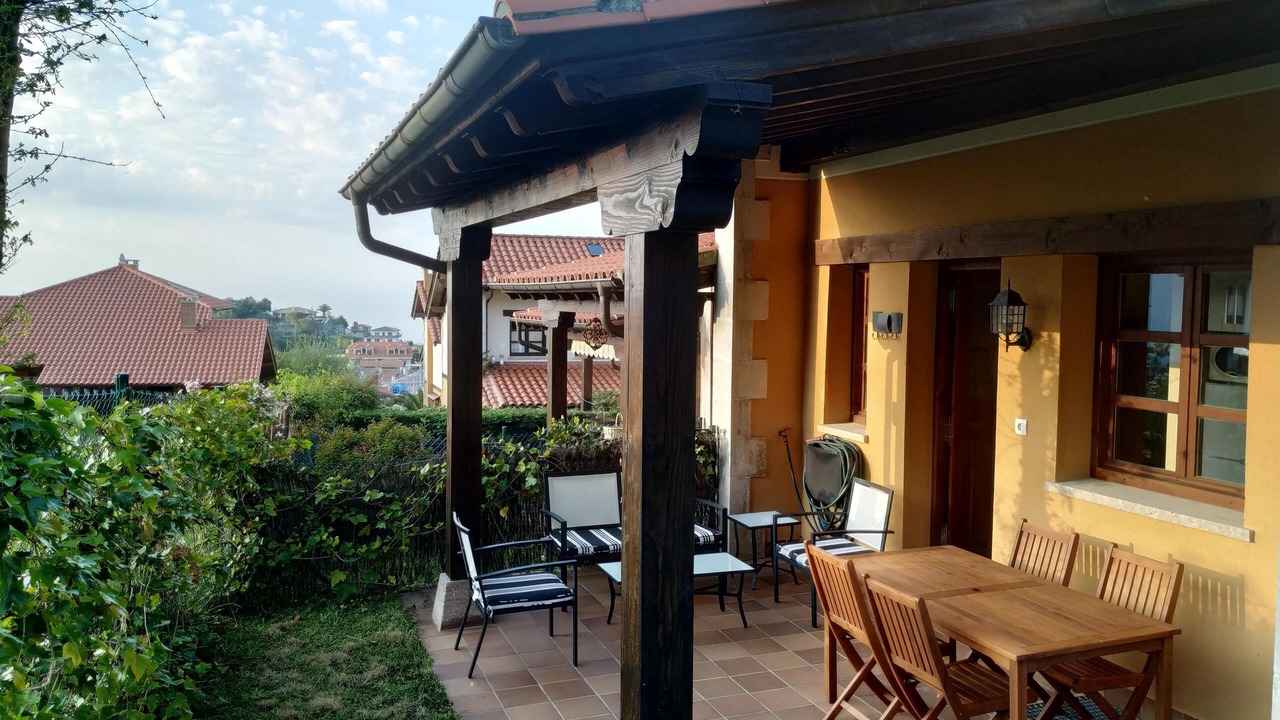 Photo of Outdoor in Pechon