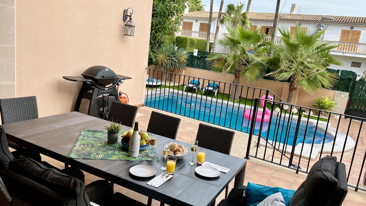 Photo of Outdoor in Les Meravelles