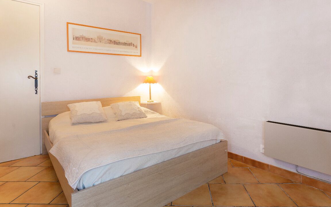 Photo of Bedroom in Avignon City Centre