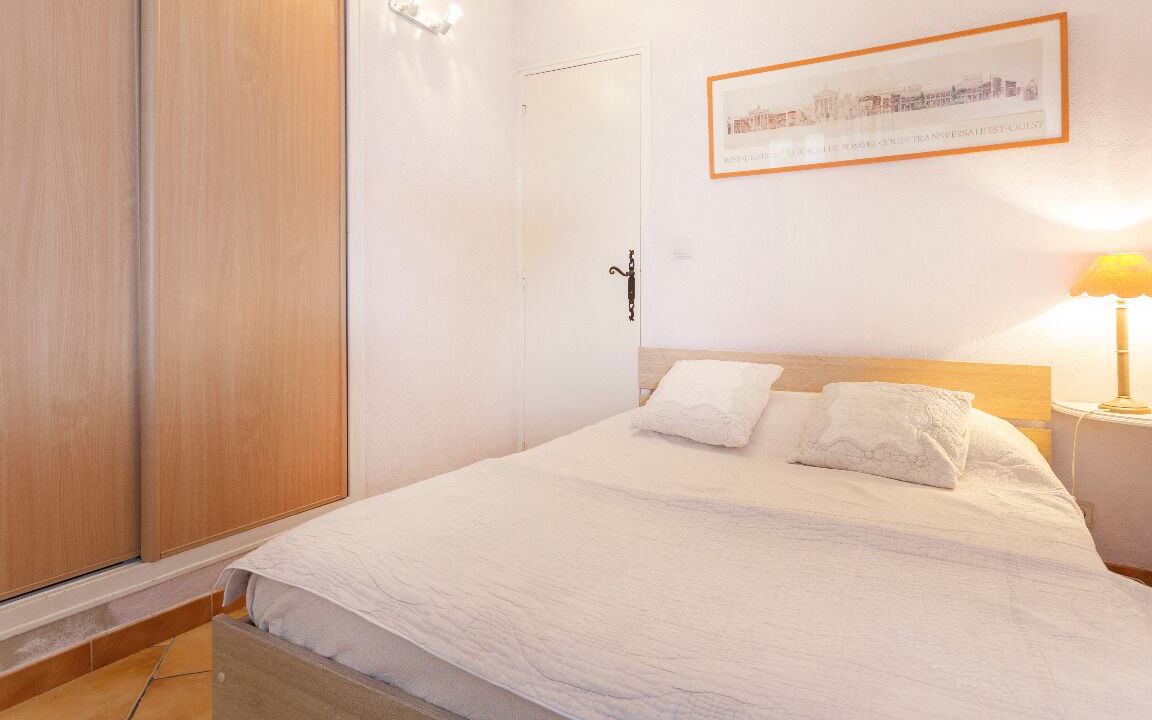 Photo of Bedroom in Avignon City Centre