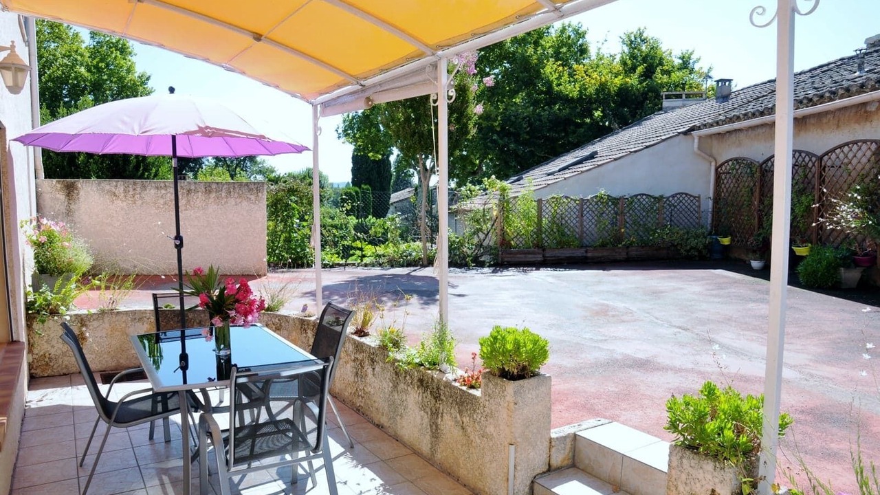 Photo of Outdoor in Paradou