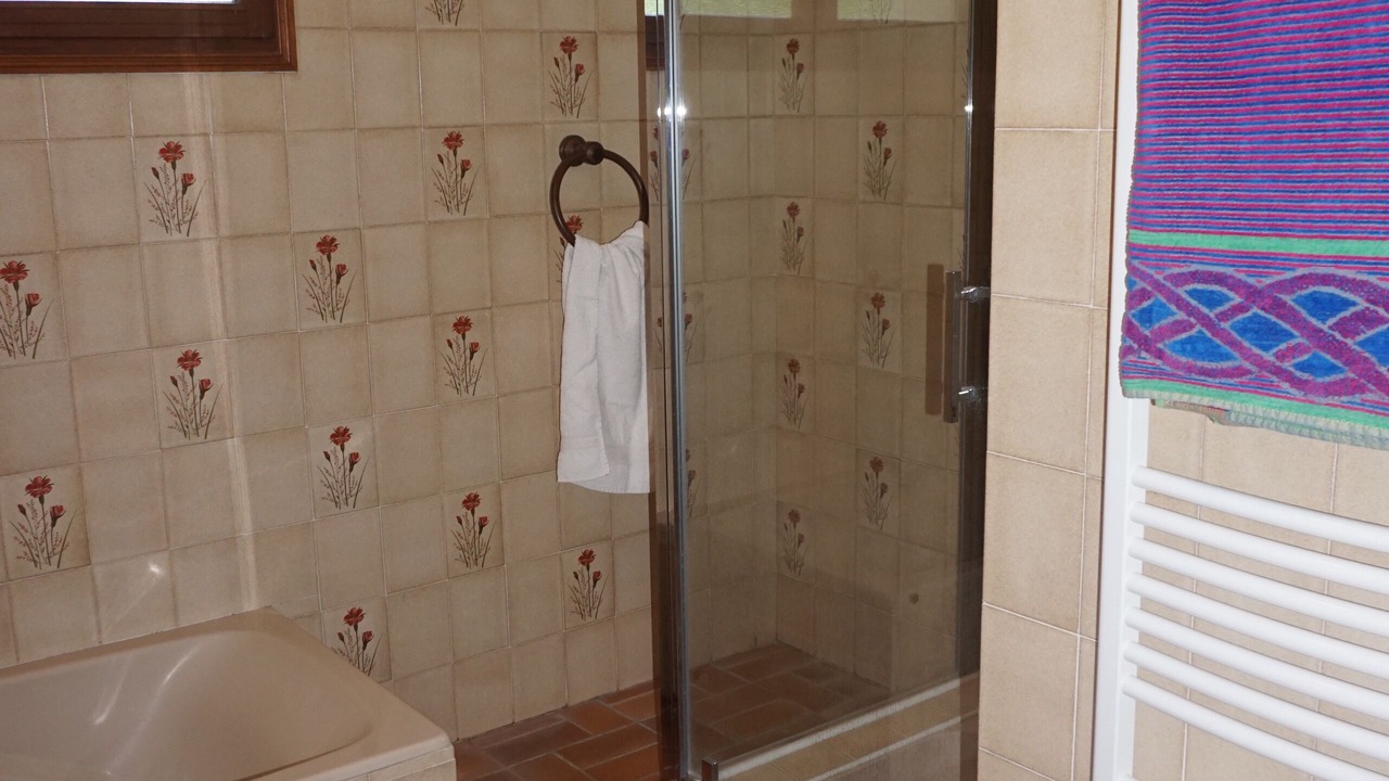 Photo of Bathroom in Les Granges-Gontardes
