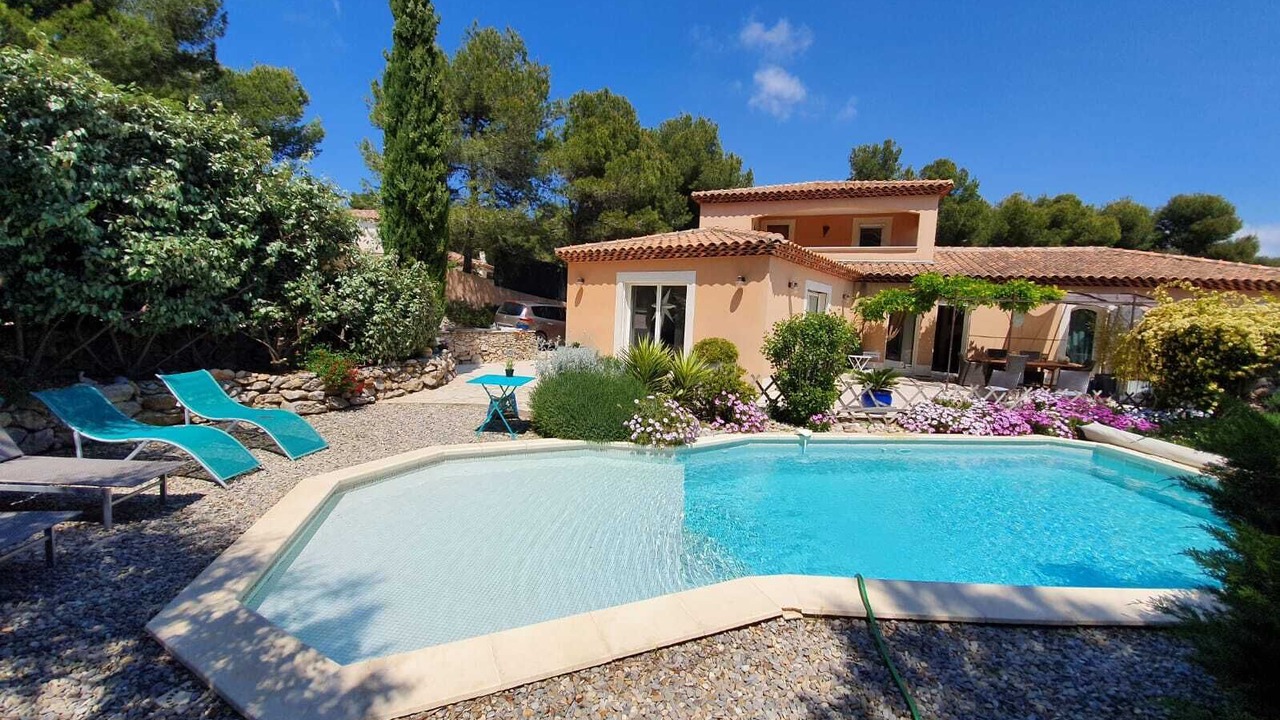 Photo of Outdoor in Ensues-la-Redonne