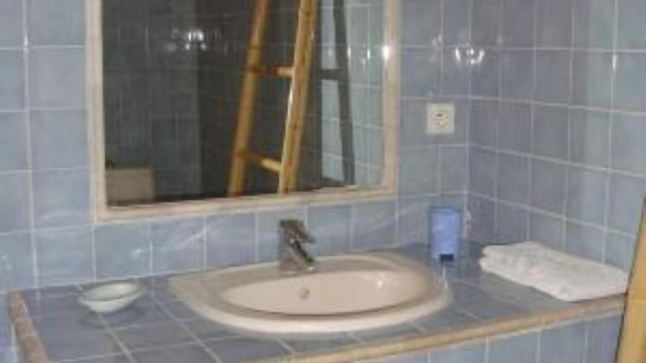Photo of Bathroom in Ensues-la-Redonne