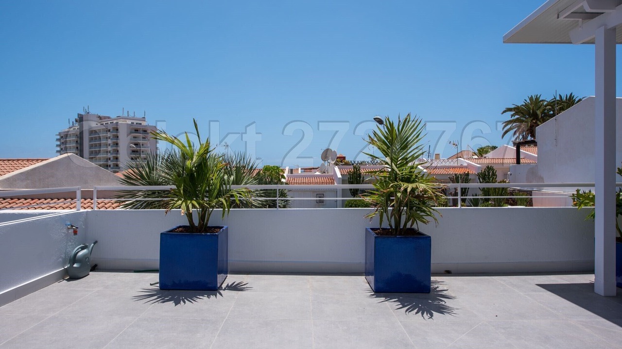 Photo of Patio Balcony in San Eugenio