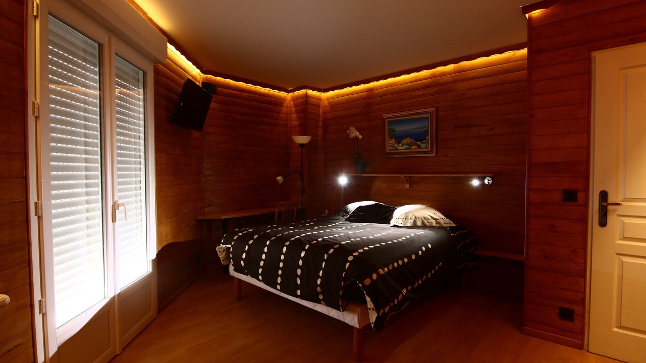 Photo of Bedroom in Collonges-sous-Saleve