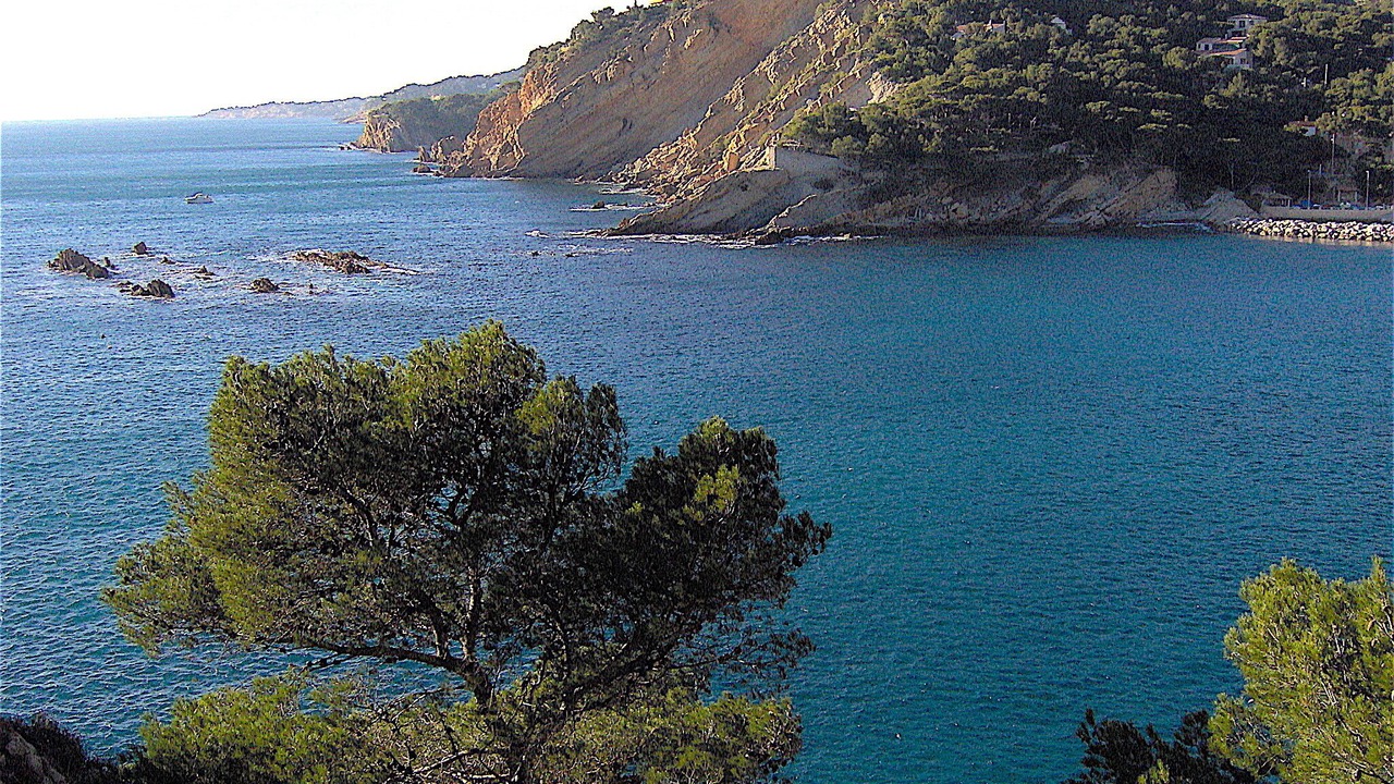 Photo of Others in Ensues-la-Redonne