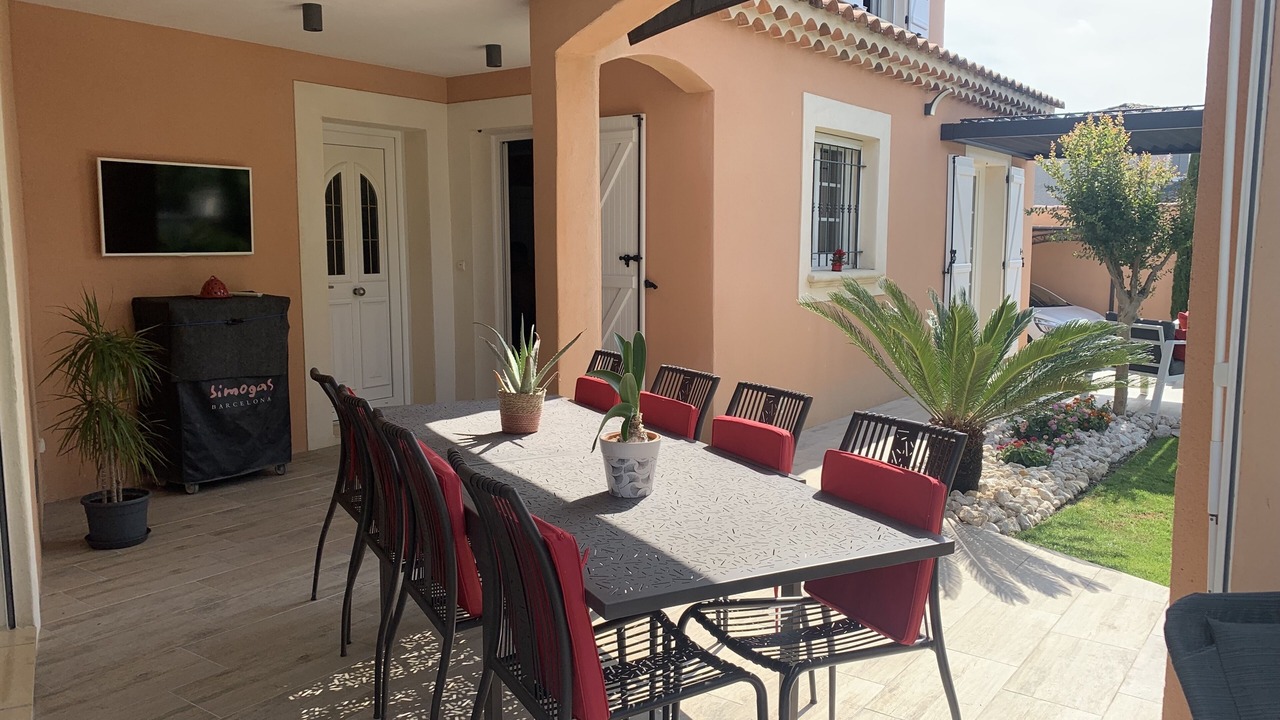 Photo of Outdoor in Entraigues-sur-la-Sorgue