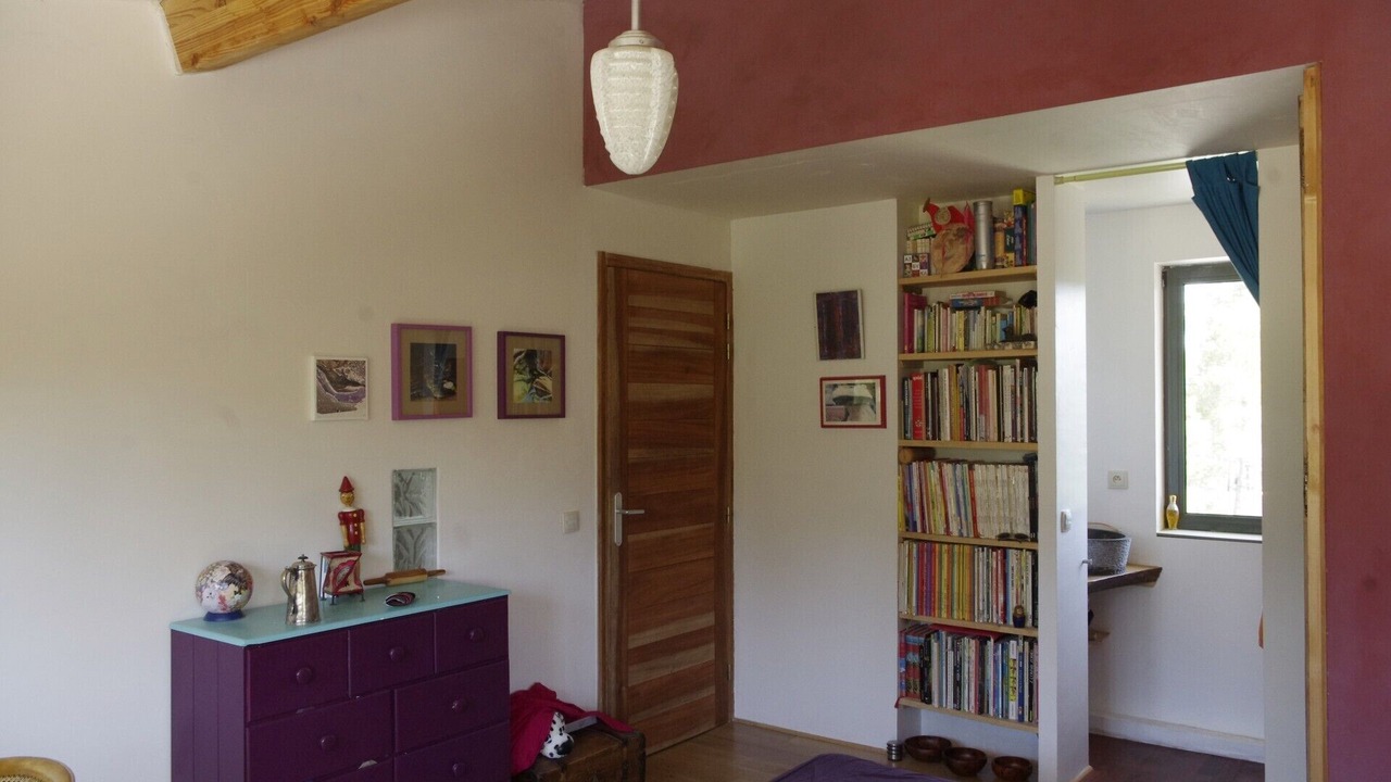 Photo of Bedroom in Jouques