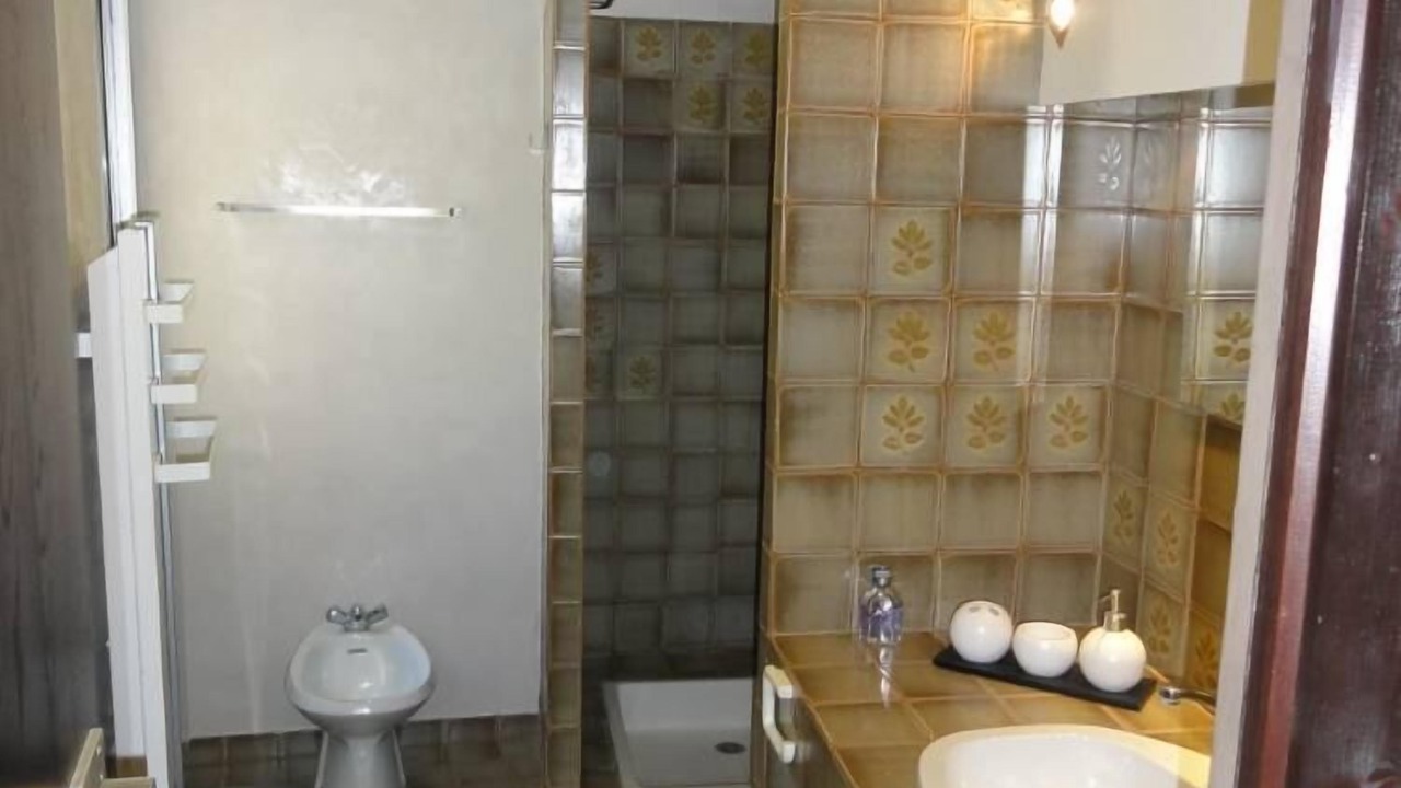 Photo of Bathroom in Quartier des Espesses