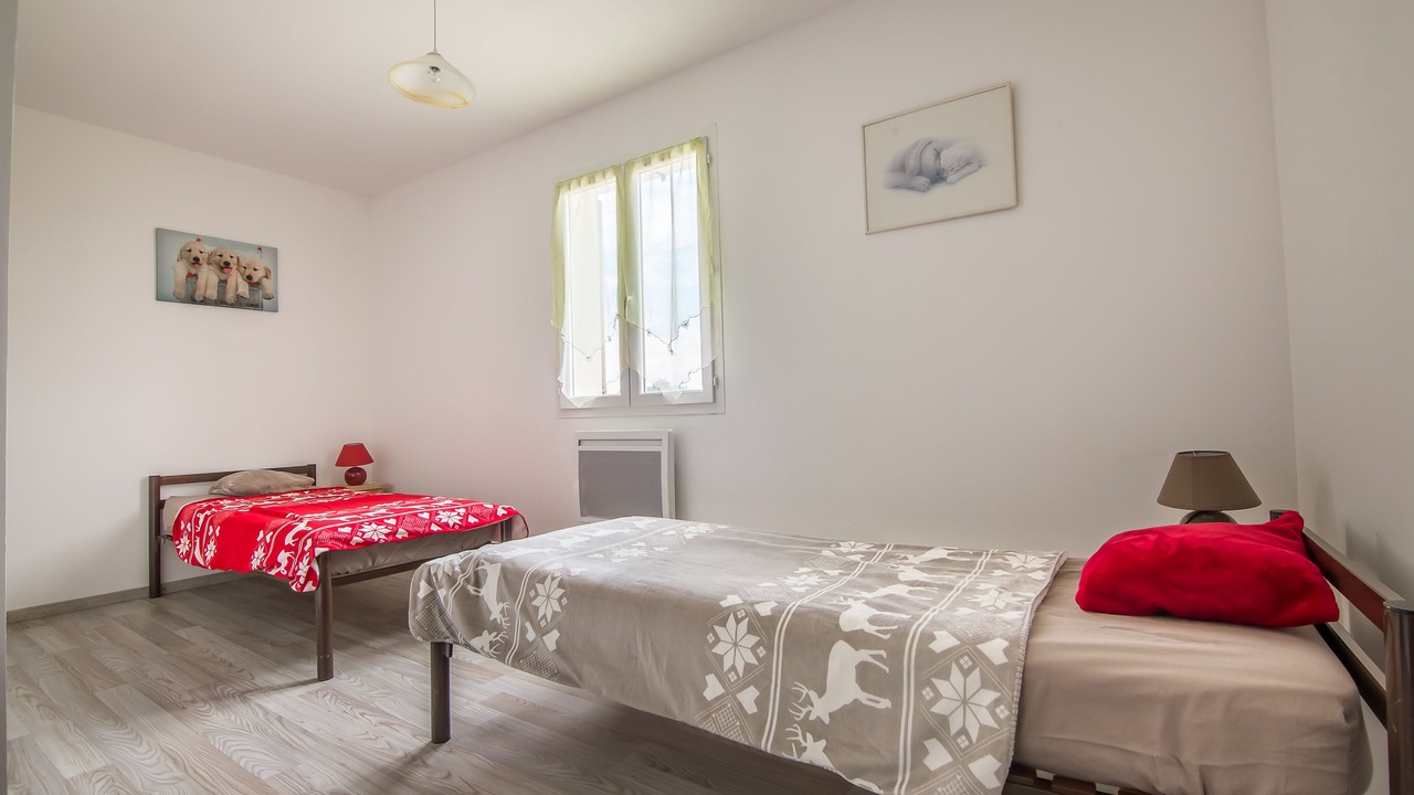 Photo of Bedroom in Roybon