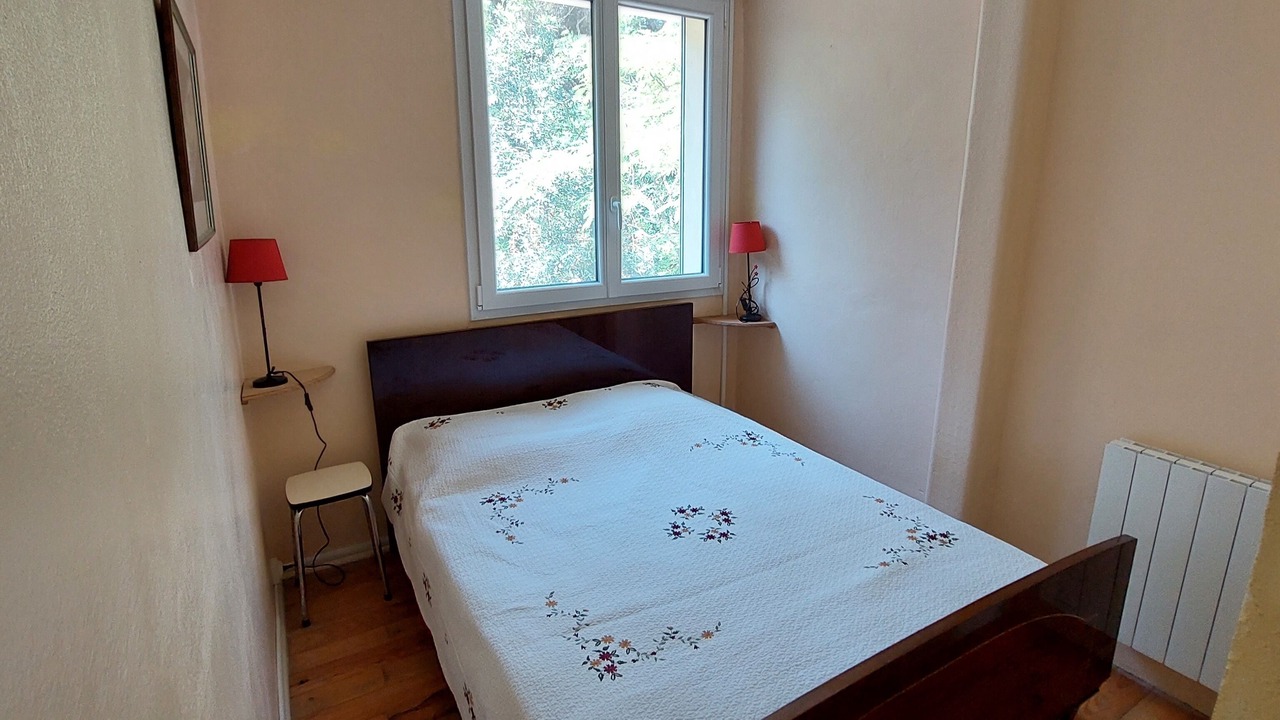 Photo of Bedroom in Saint-Pierre-la-Mer