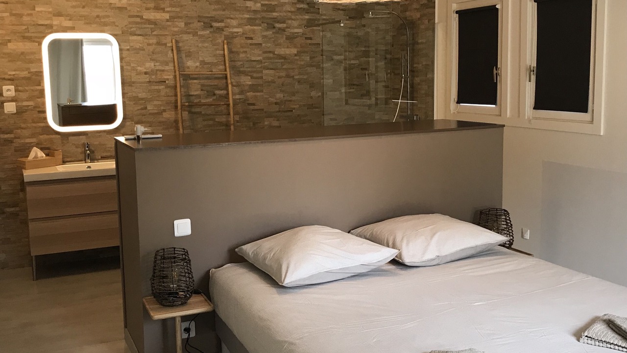 Photo of Bedroom in Bonnieux