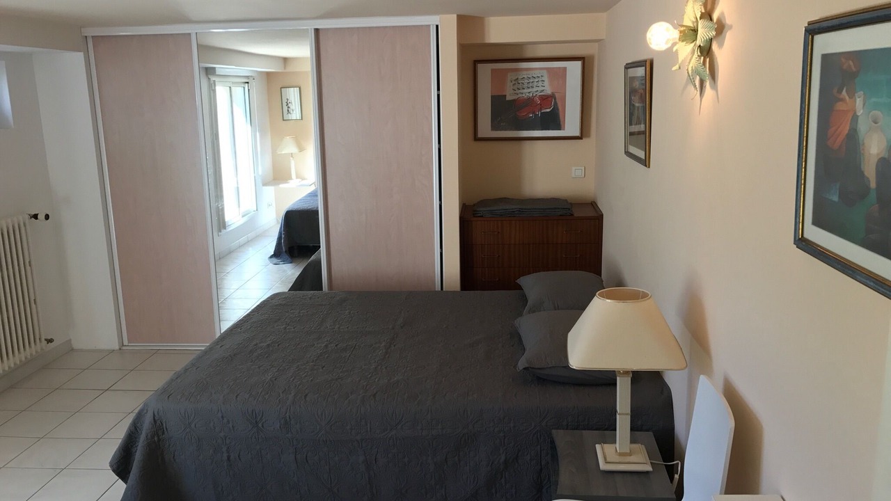 Photo of Bedroom in L'Isle-sur-la-Sorgue
