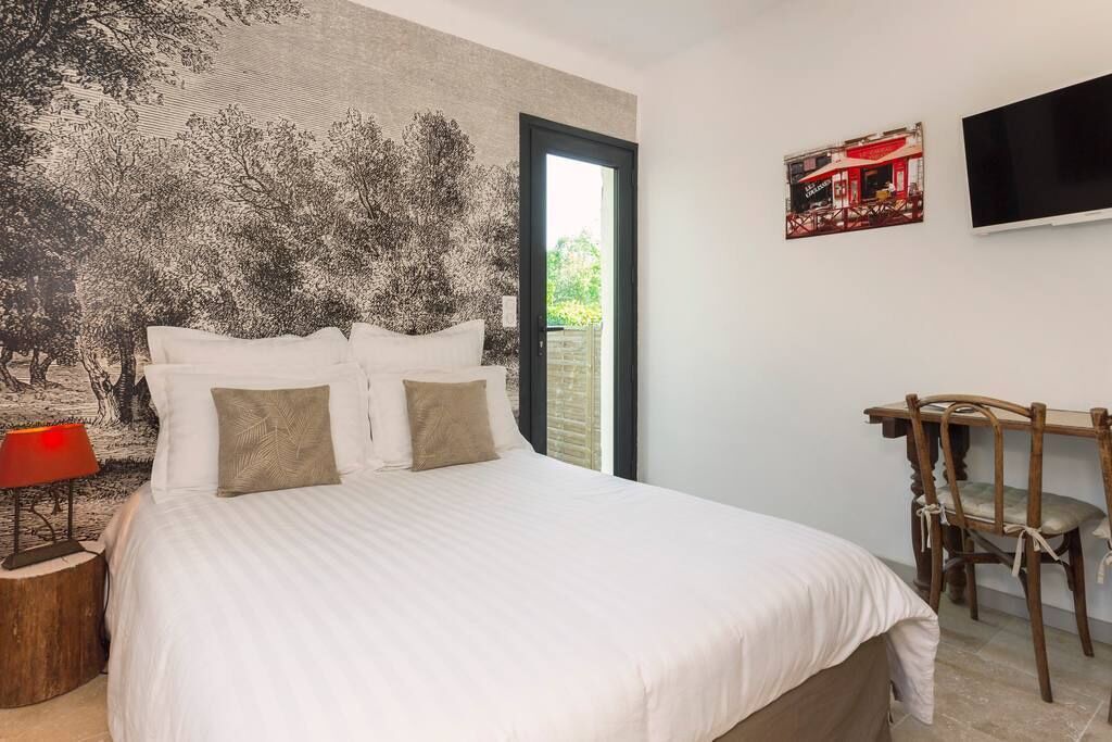Photo of Bedroom in Villeneuve-les-Avignon
