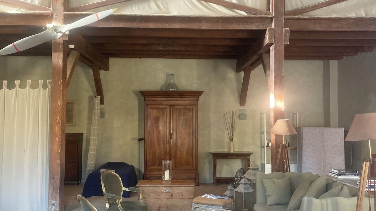 Photo of Livingroom in Bourdic