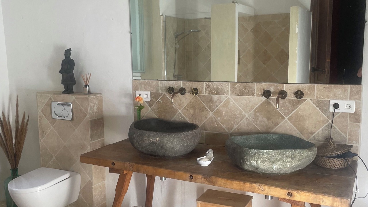Photo of Bathroom in Bourdic